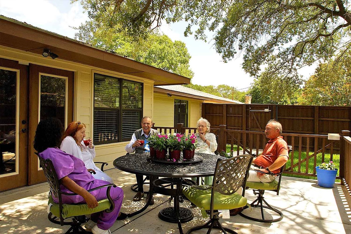 Avalon Memory Care  Crestmere