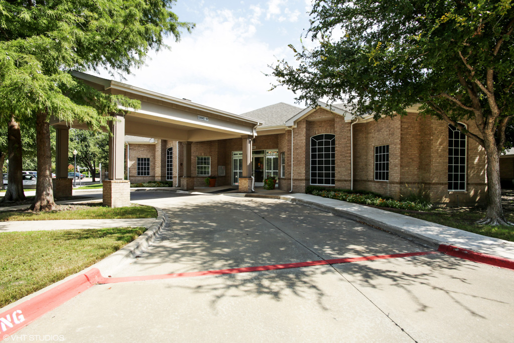 The Wellington At Arapaho Assisted Living Community