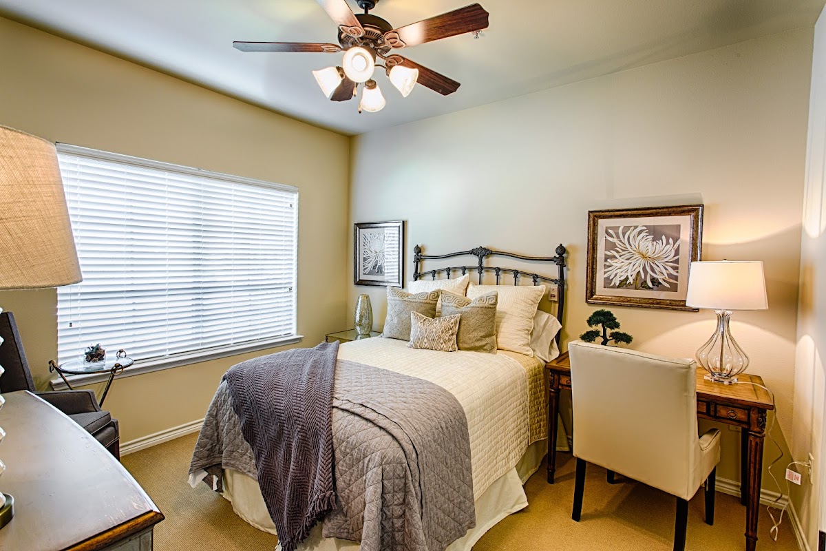 HERITAGE PLACE ASSISTED LIVING