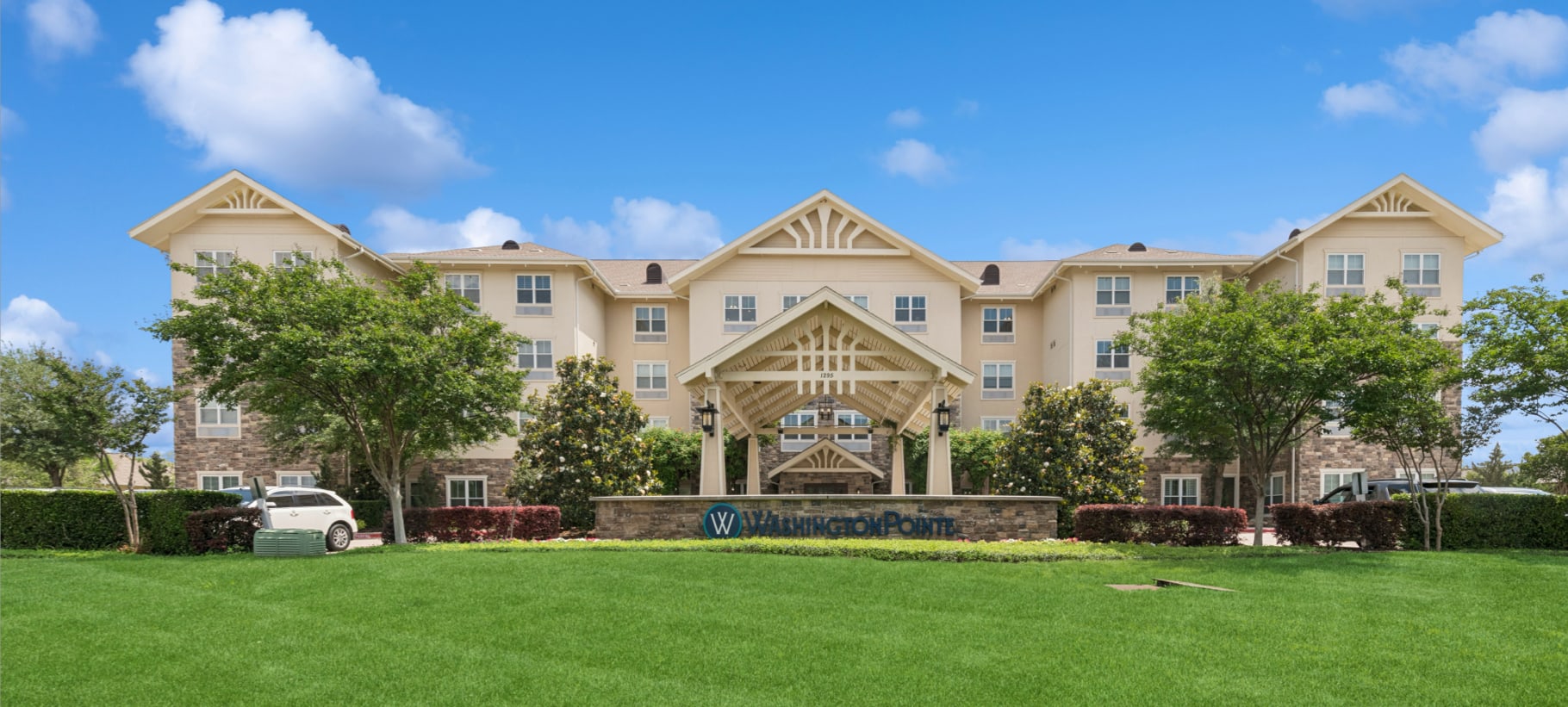 WASHINGTON POINTE LAS COLINAS