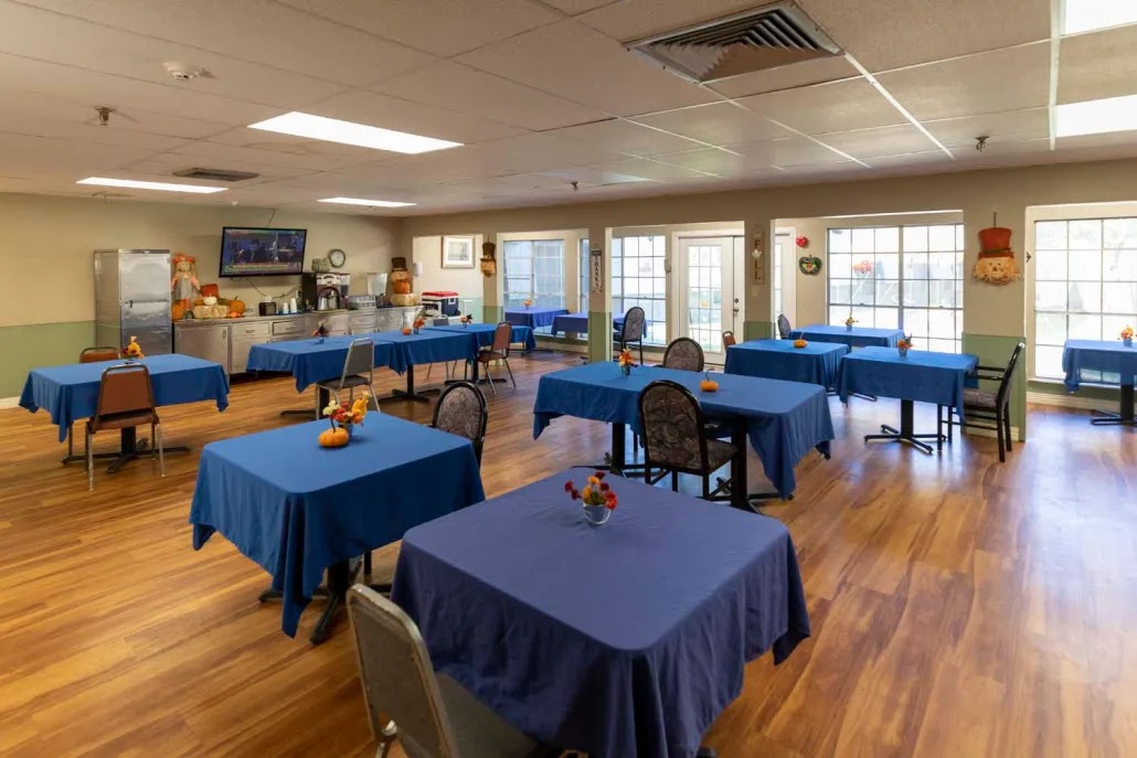 SAN MARCOS REHABILITATION AND HEALTHCARE CENTER photo 4