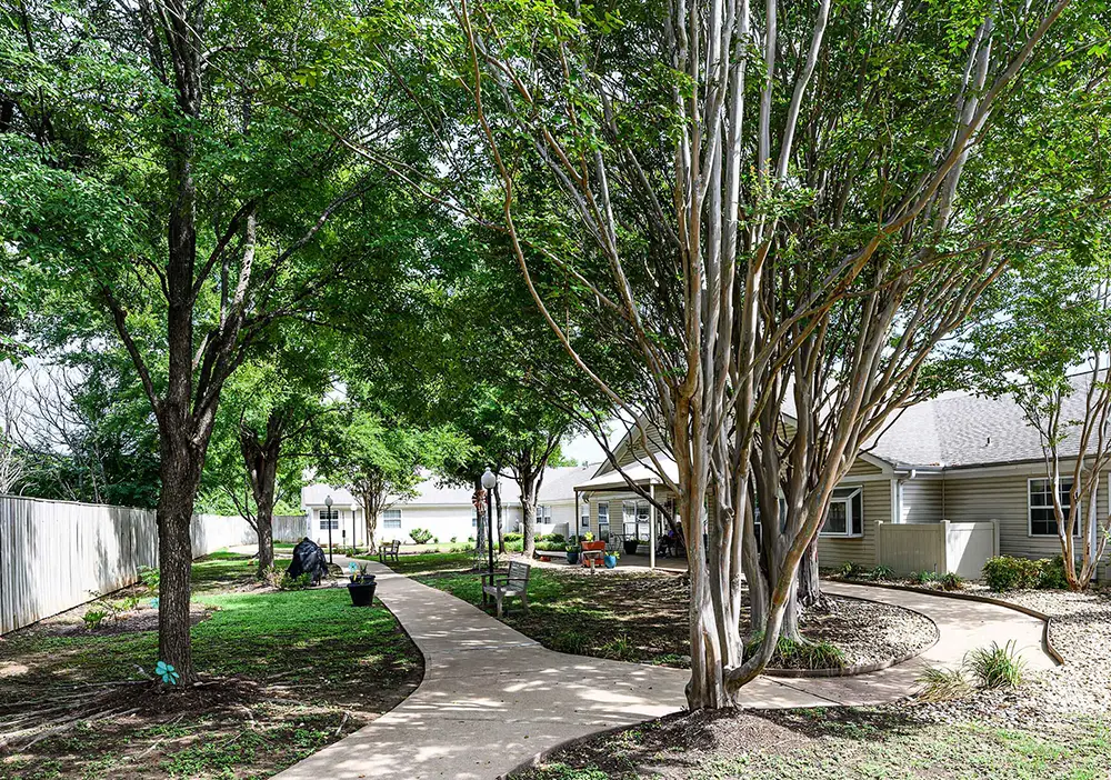 ARDEN COURTS OF AUSTIN photo 2