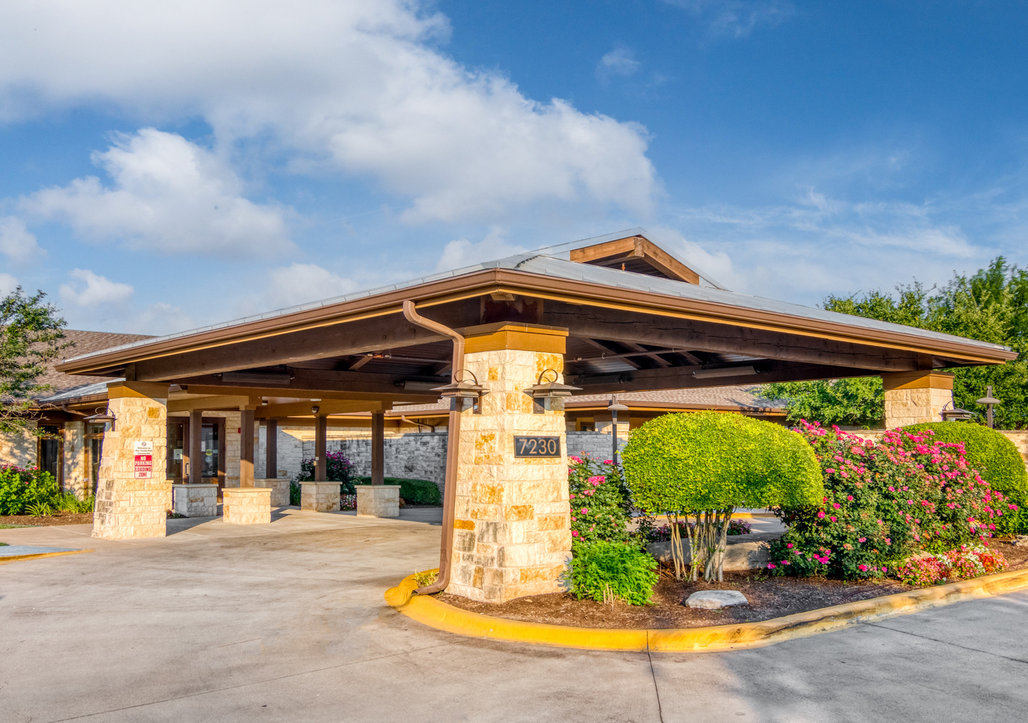 THE ROSE AT ROUND ROCK