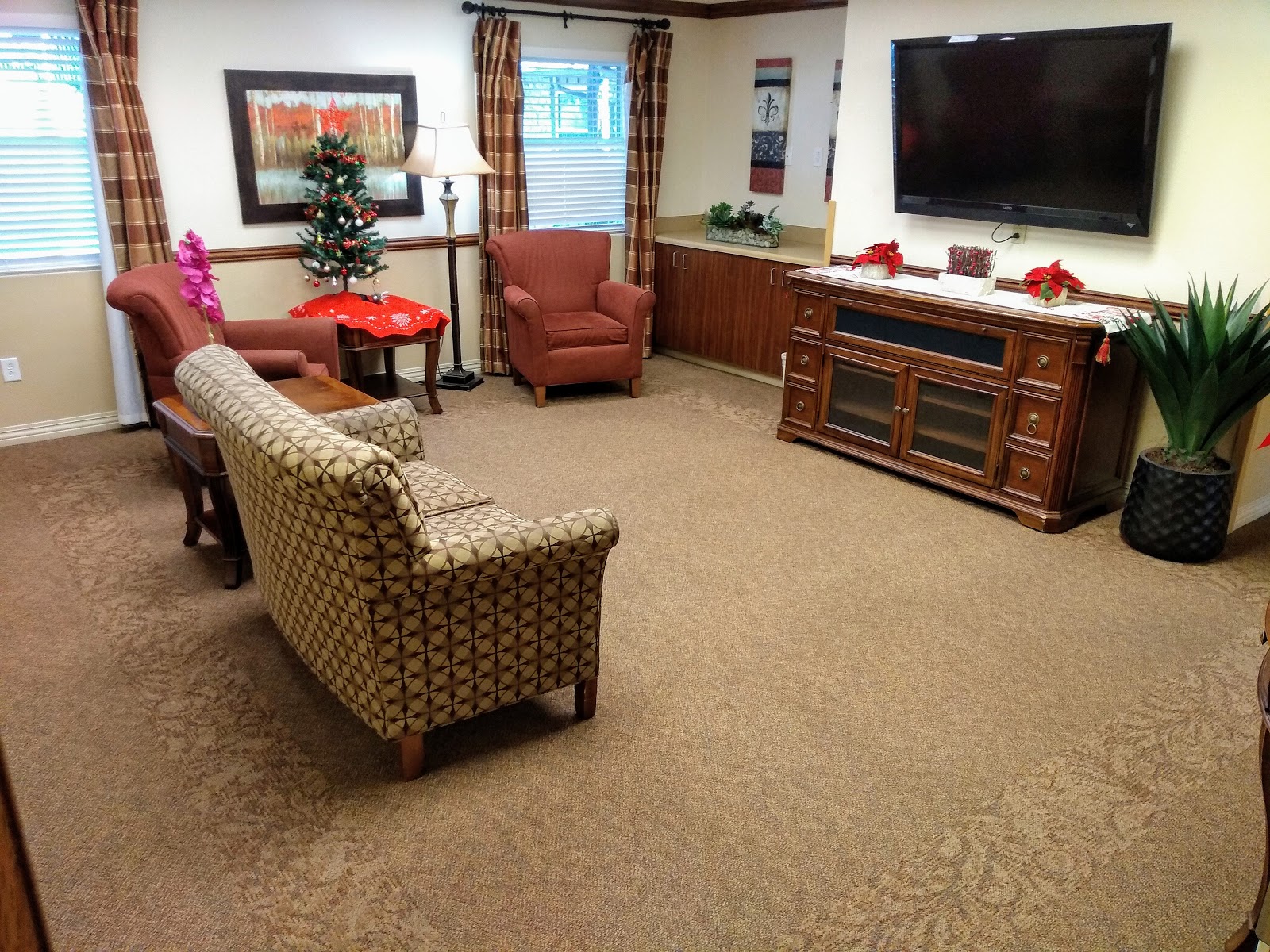 OAK PARK NURSING AND REHABILITATION CENTER photo 2