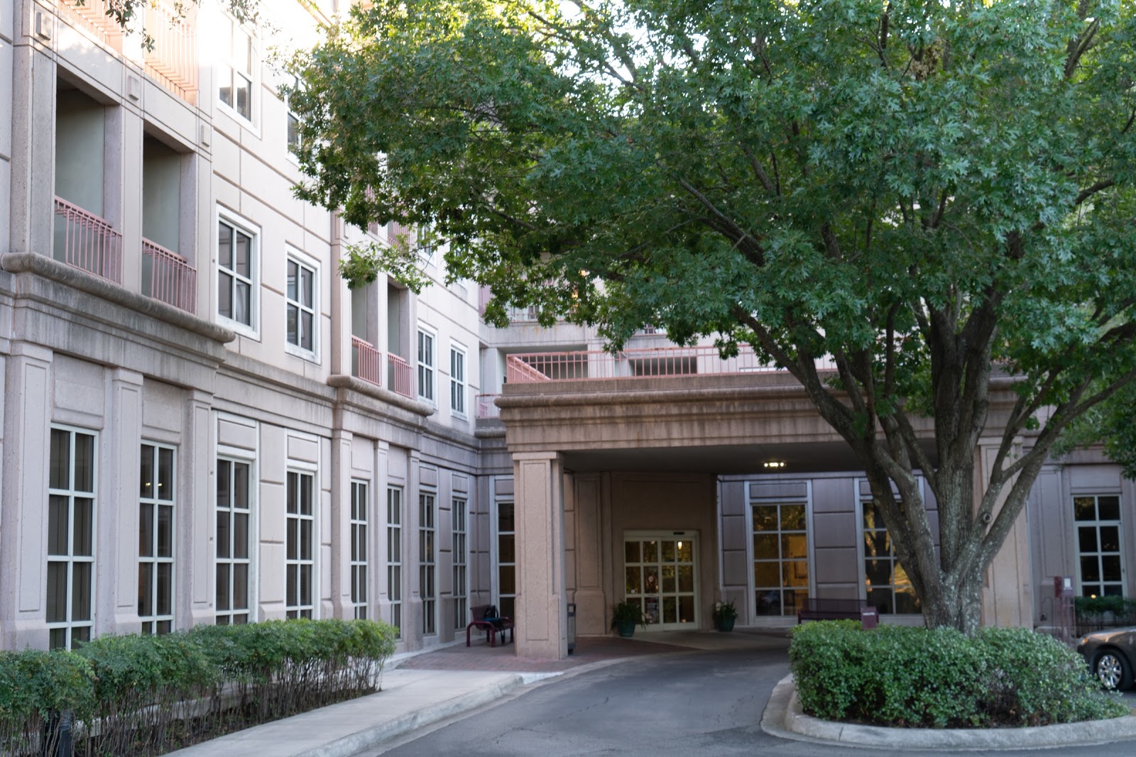 PARKLANE WEST HEALTHCARE CENTER photo 1