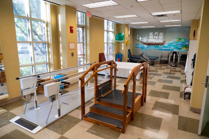 PARKLANE WEST HEALTHCARE CENTER photo 3