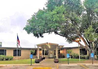 DEVINE HEALTH & REHABILITATION photo 1
