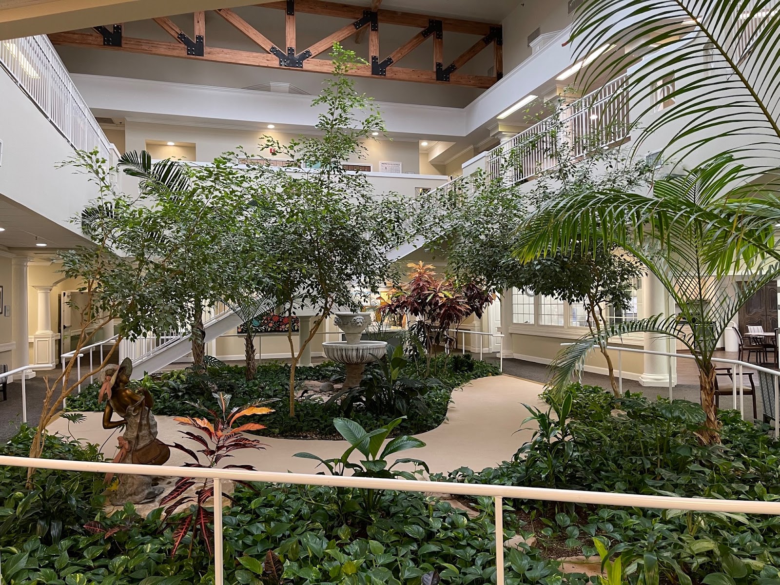 INDEPENDENCE HILL ASSISTED LIVING photo 4