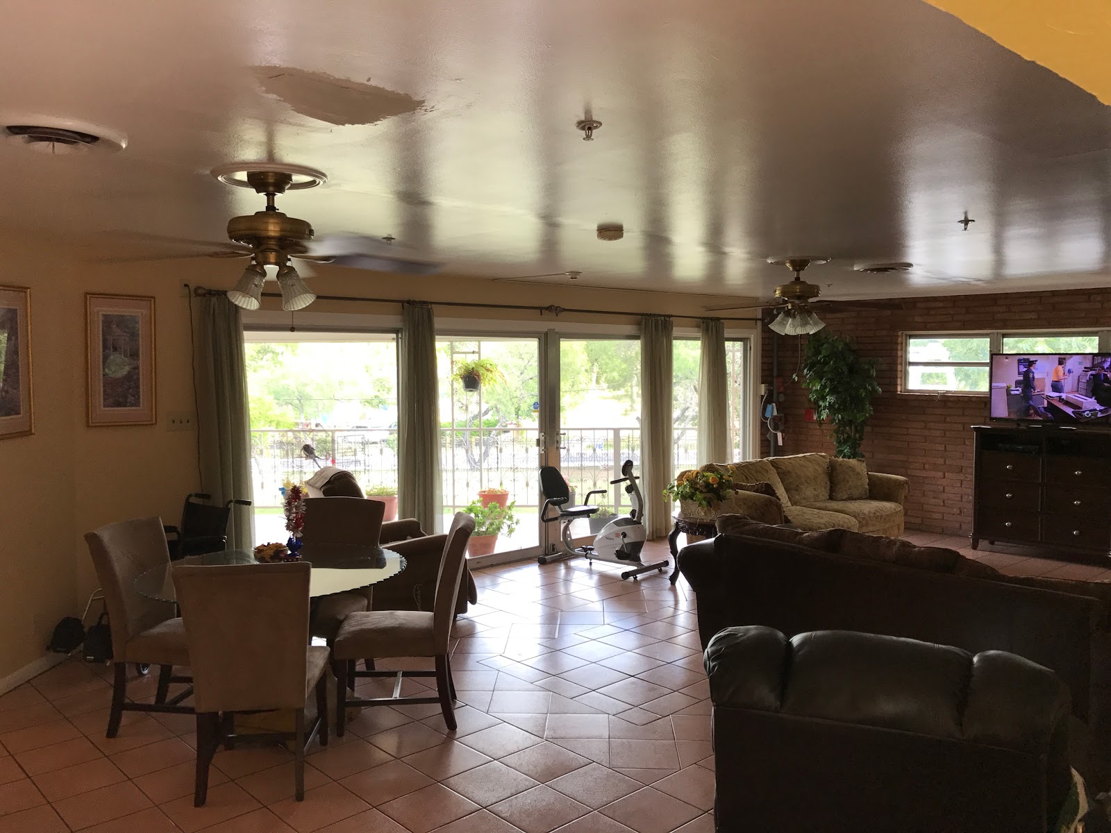 LOPEZ HOMES MCG LLC