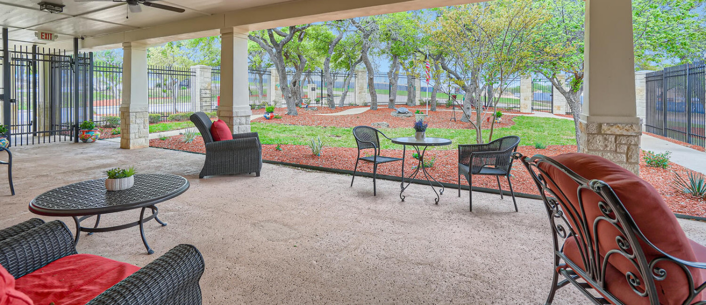 ONESTONE OAK SENIOR LIVING LLC