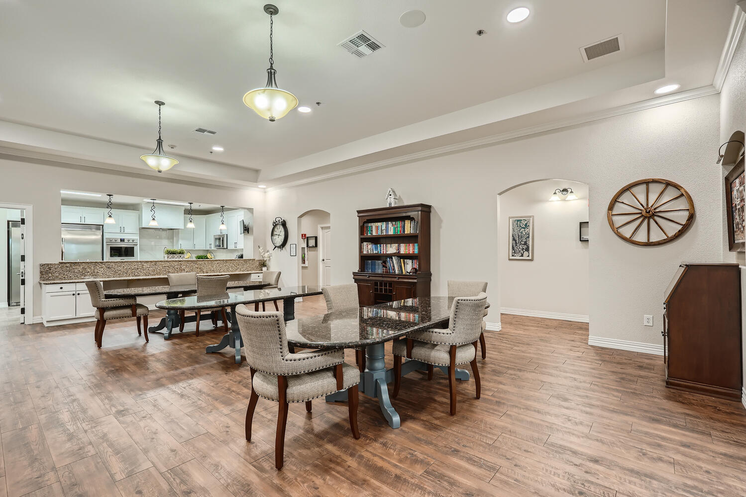 ONESTONE OAK SENIOR LIVING LLC photo 6