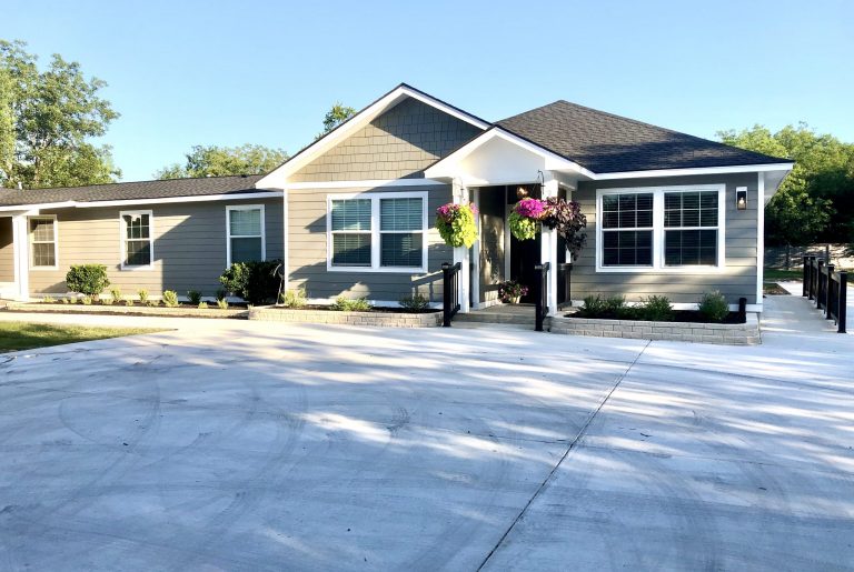 PECAN VIEWS SENIOR CARE