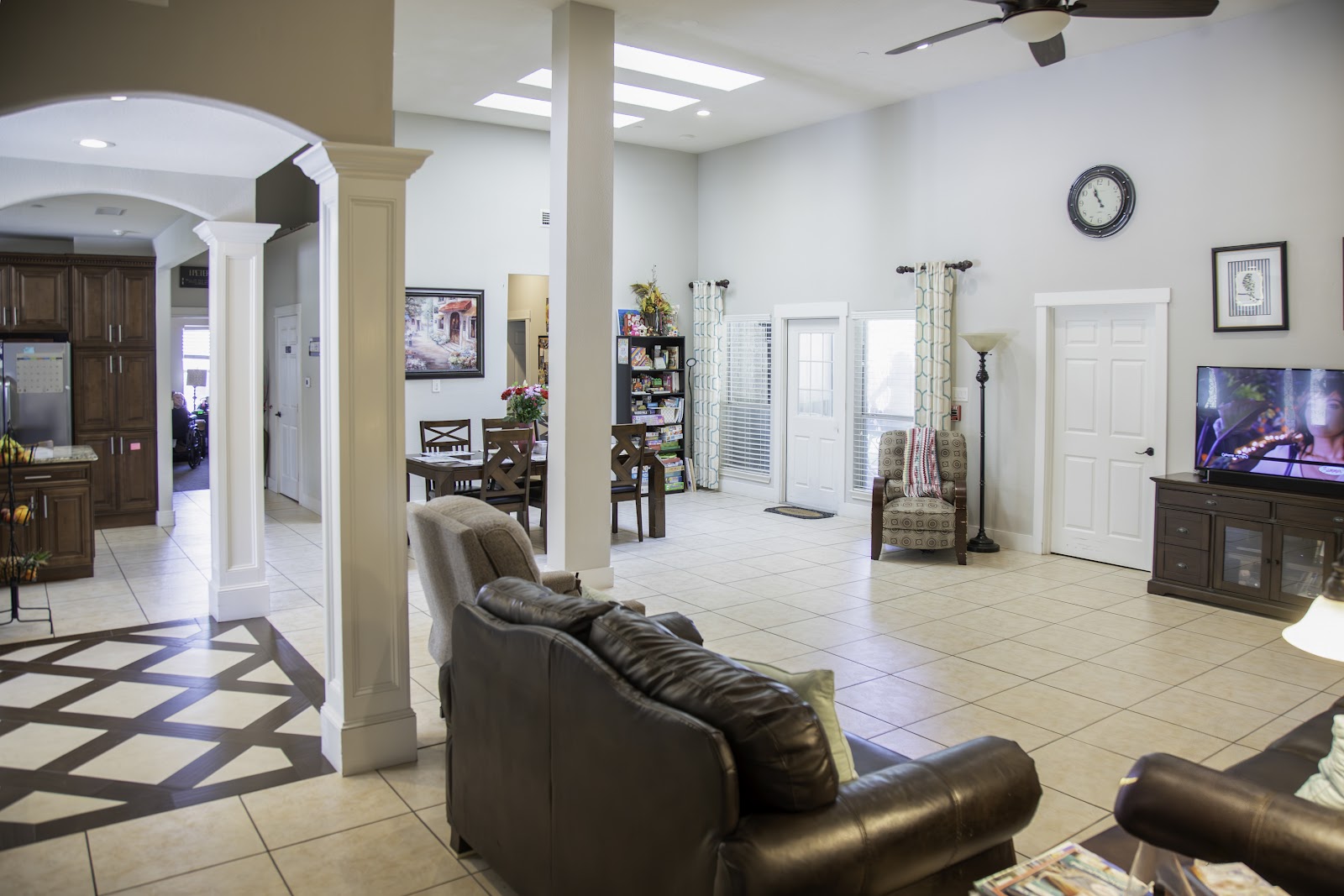 PEMBROKE ANGEL CARE ASSISTED LIVING photo 3