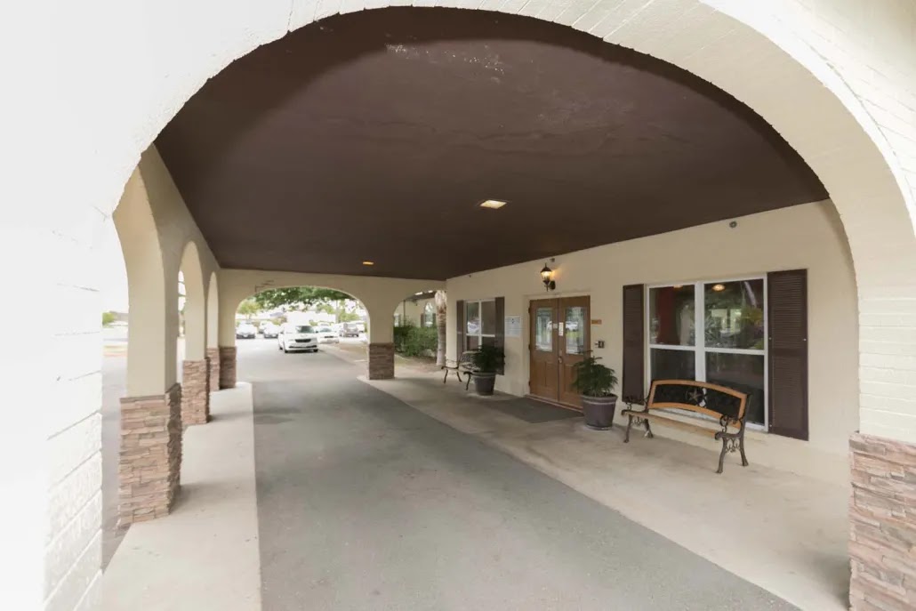 VILLAGE HEALTHCARE AND REHABILITATION photo 2