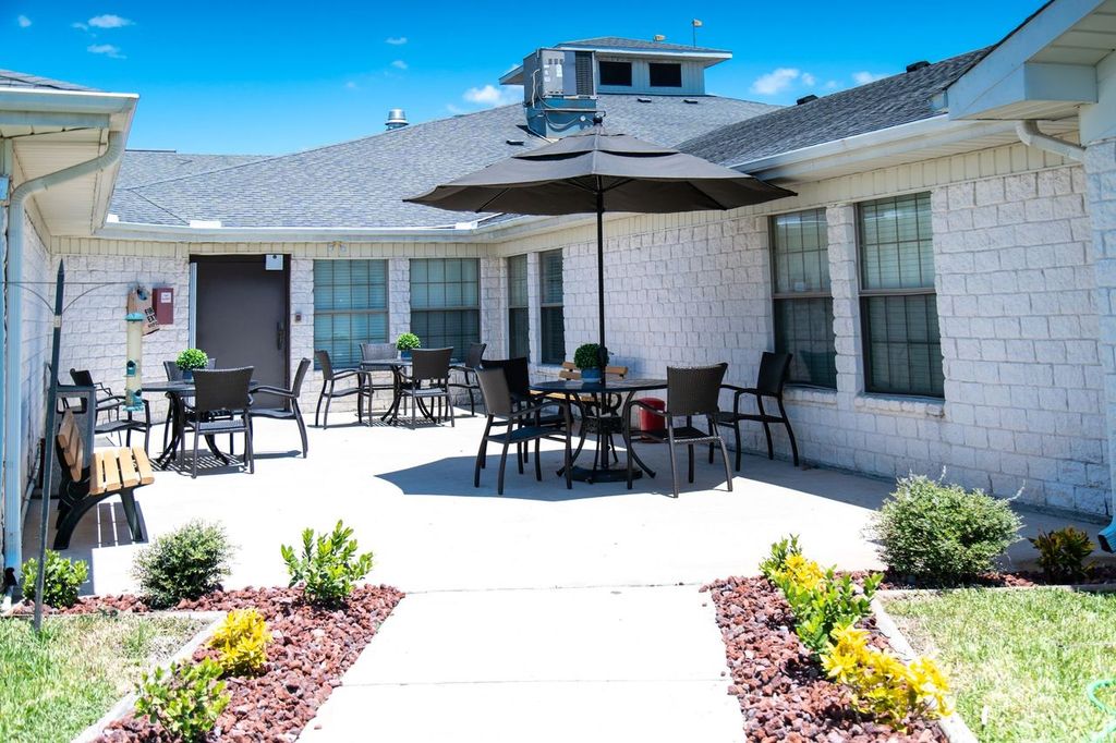 RIO GRANDE CITY NURSING AND REHABILITATION CENTER photo 4