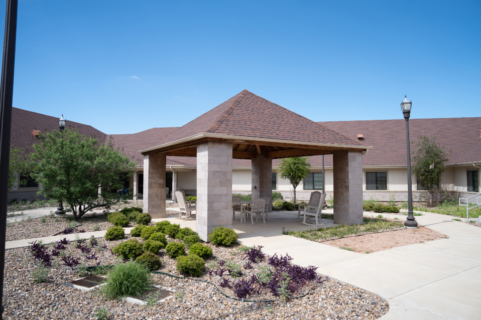 LAS ALTURAS NURSING & TRANSITIONAL CARE photo 1