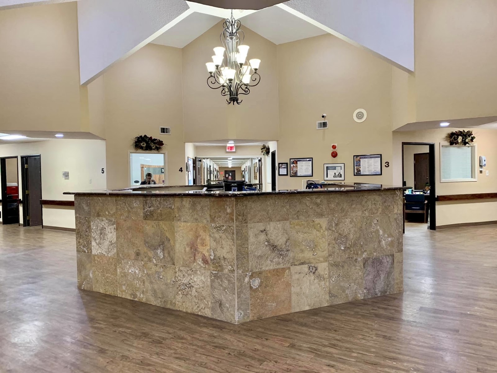 OAK RIDGE MANOR photo 5