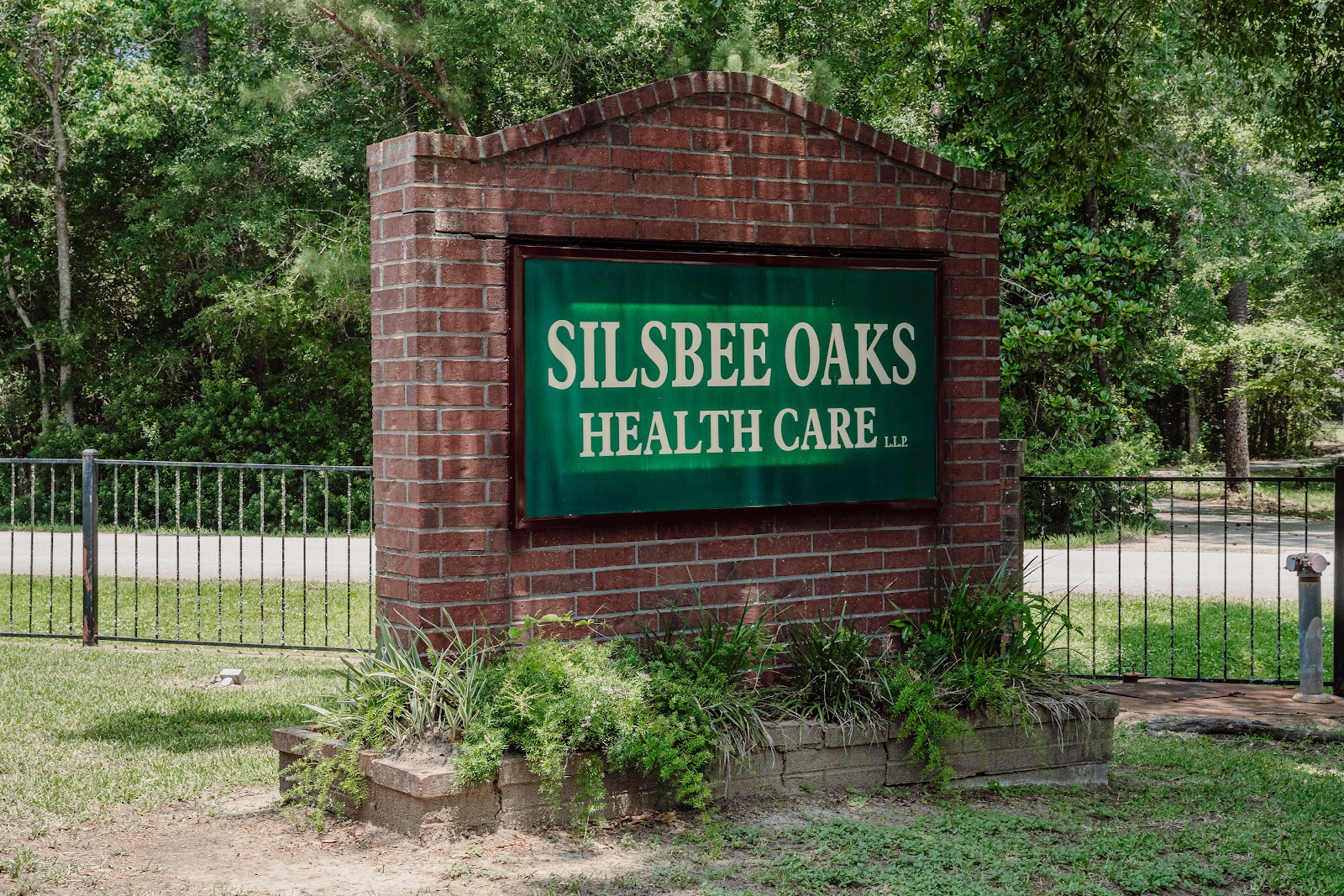 SILSBEE OAKS HEALTH CARE LLP photo 2