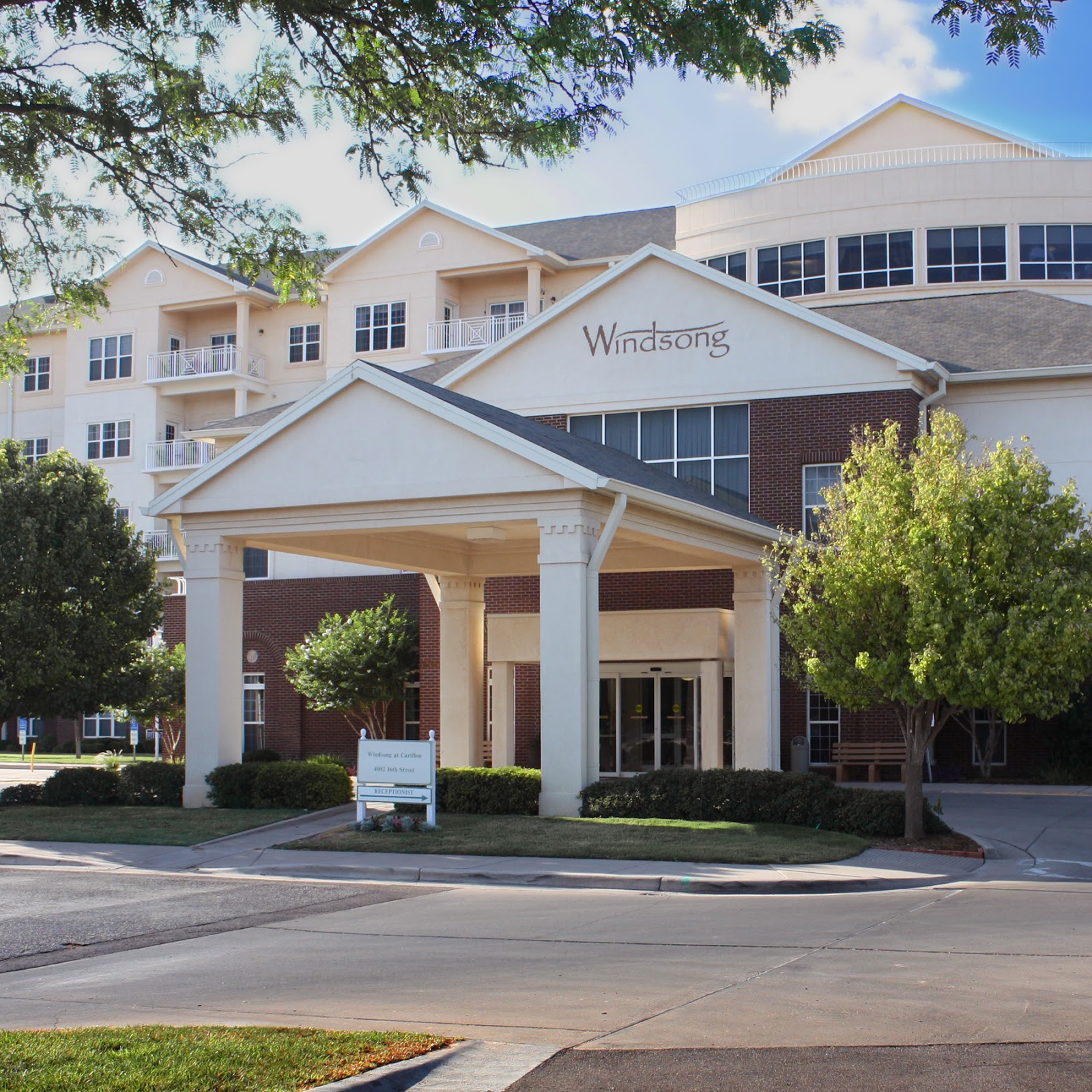 CARILLON INC