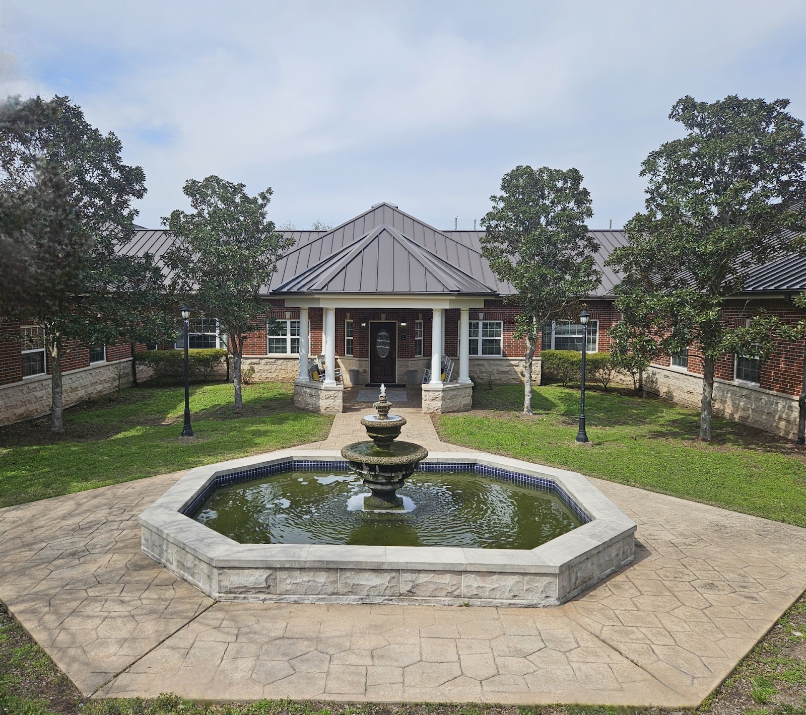 RIVERSTONE MEMORY CENTER