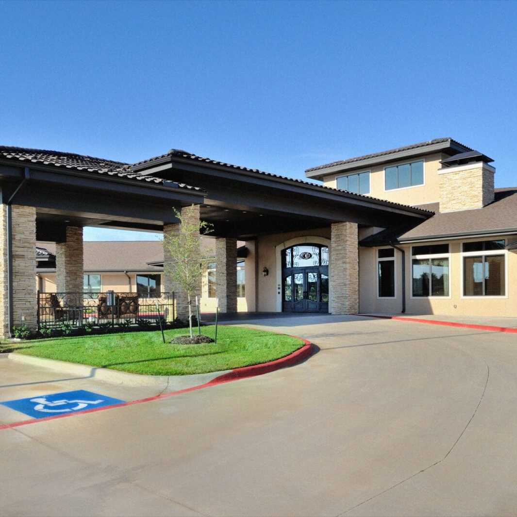 CLAYTON OAKS LIVING photo 1