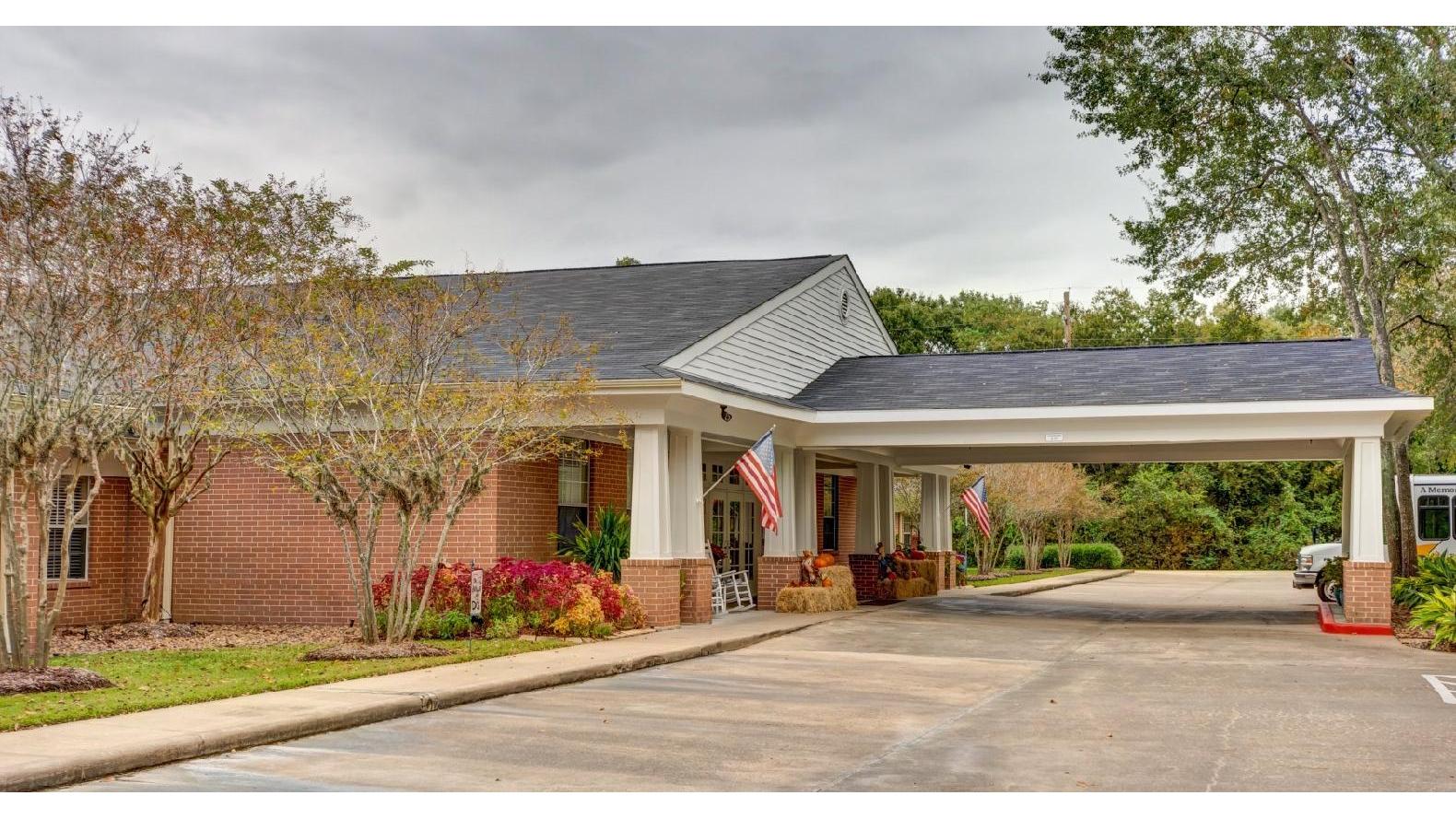 THE AUBERGE AT SUGARLAND A MEMORY CARE COMMUNITY photo 1