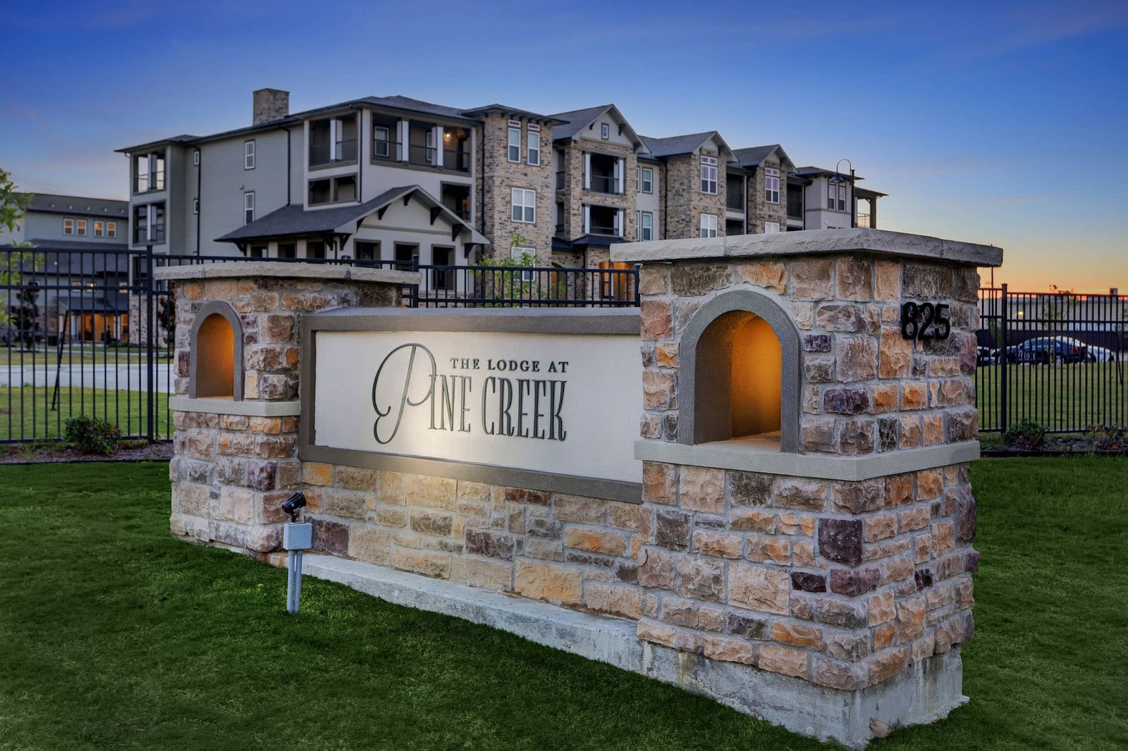 THE LODGE AT PINE CREEK