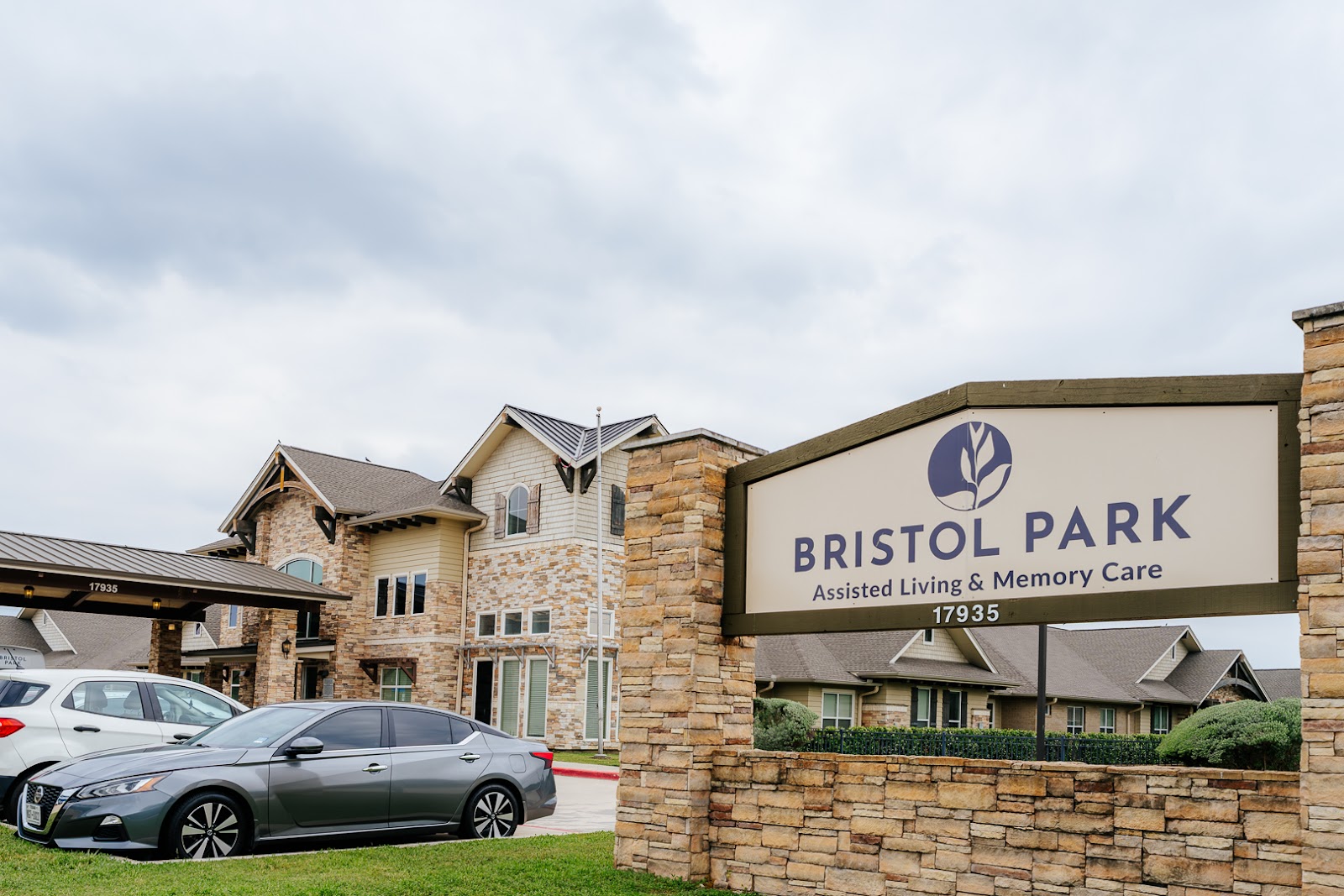 BRISTOL PARK AT CYPRESS photo 1