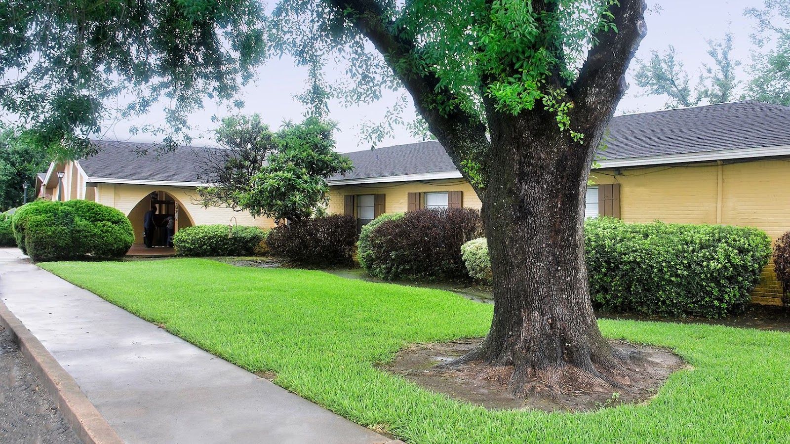 THE VILLAS OF SCR AT THE HEIGHTS