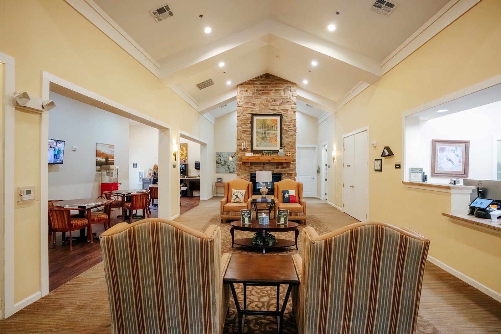 CAYDANCE ASSISTED LIVING AND MEMORY CARE photo 1