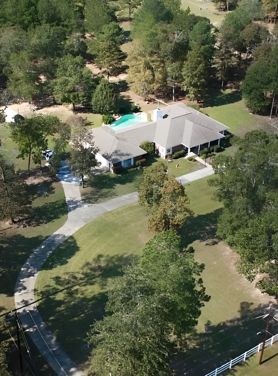CHATEAUX SERENITY LLC