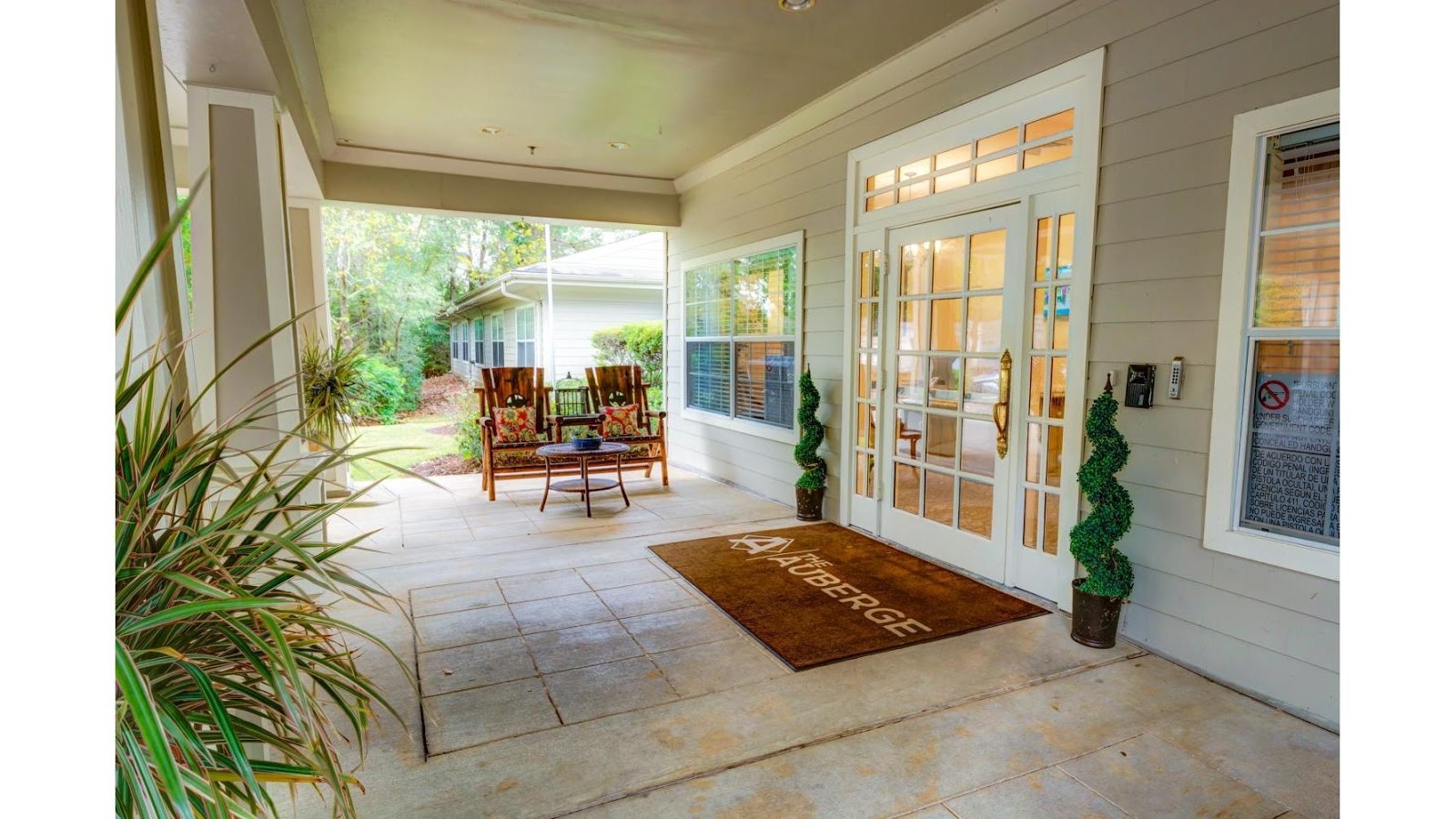 THE AUBERGE AT THE WOODLANDS A MEMORY CARE COMMUNITY photo 1