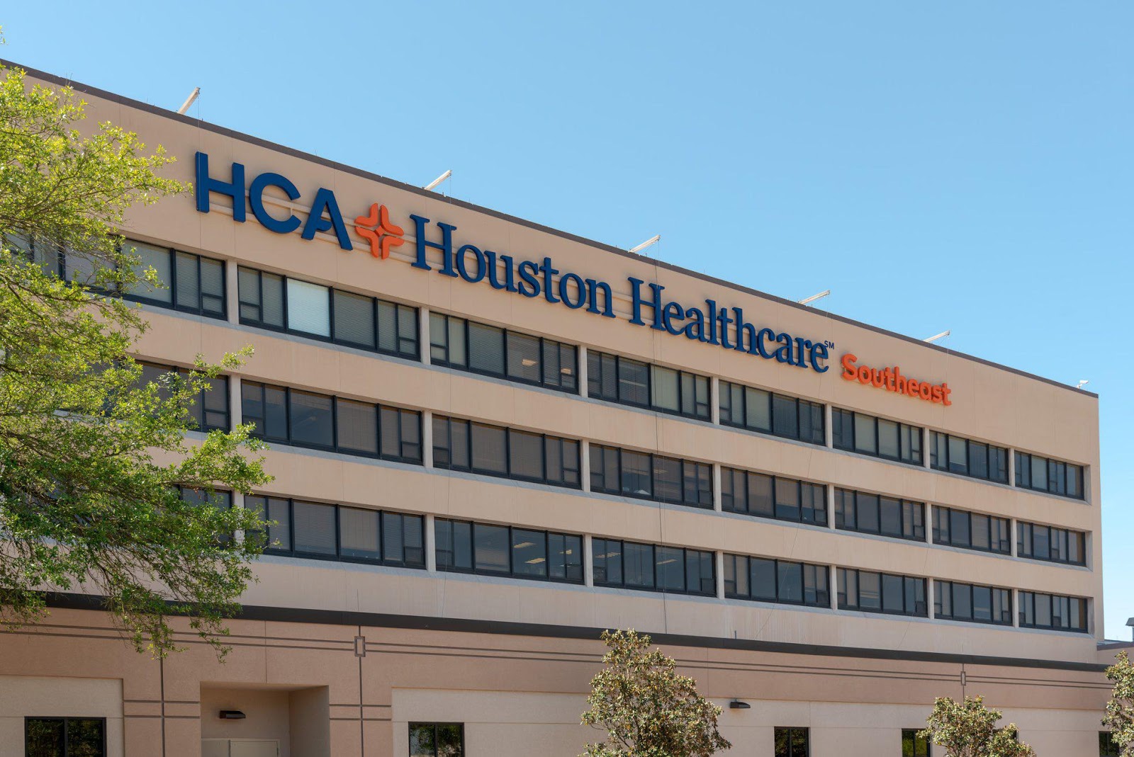 HCA HOUSTON HEALTHCARE SOUTHEAST photo 1